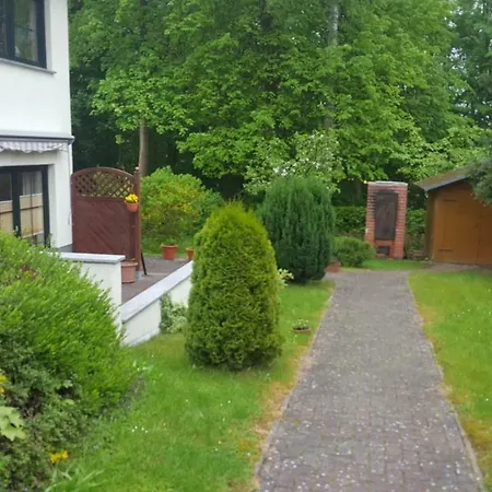 Am Fechtertor- Eingang Zum Schlosspark